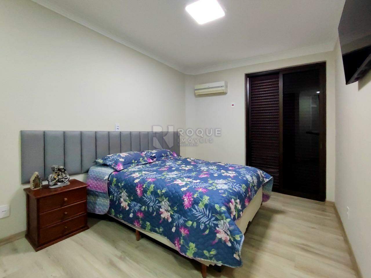 Apartamento para aluguel no bairro Centro: Dormitório 4 Suíte Master