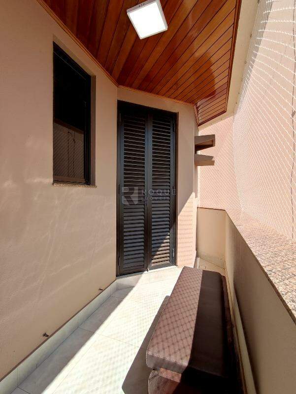 Apartamento para aluguel no bairro Centro: Sacada Dormitório 3