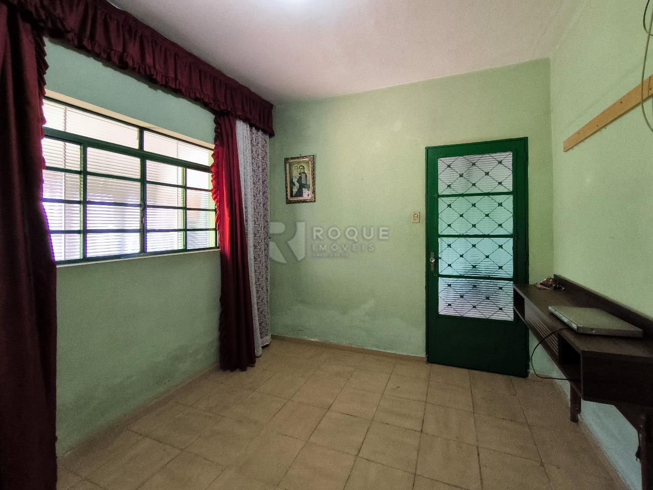 Casa Residencial à venda no bairro Jardim Nova Suiça: SALA DE ESTAR