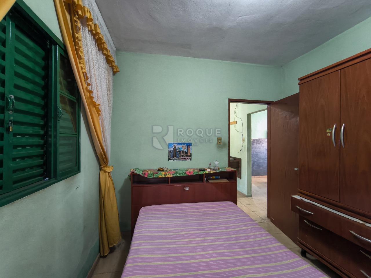 Casa Residencial à venda no bairro Jardim Nova Suiça: DORMITÓRIO 1