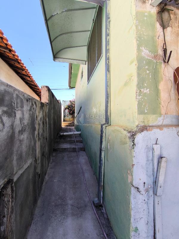 Casa Residencial à venda no bairro Jardim Nova Suiça: LATERAL EXTERNA