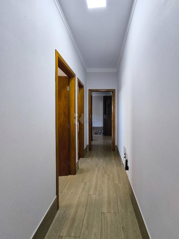 Casa Residencial à venda no bairro Residencial Colinas do Engenho I: CORREDOR INTERNO