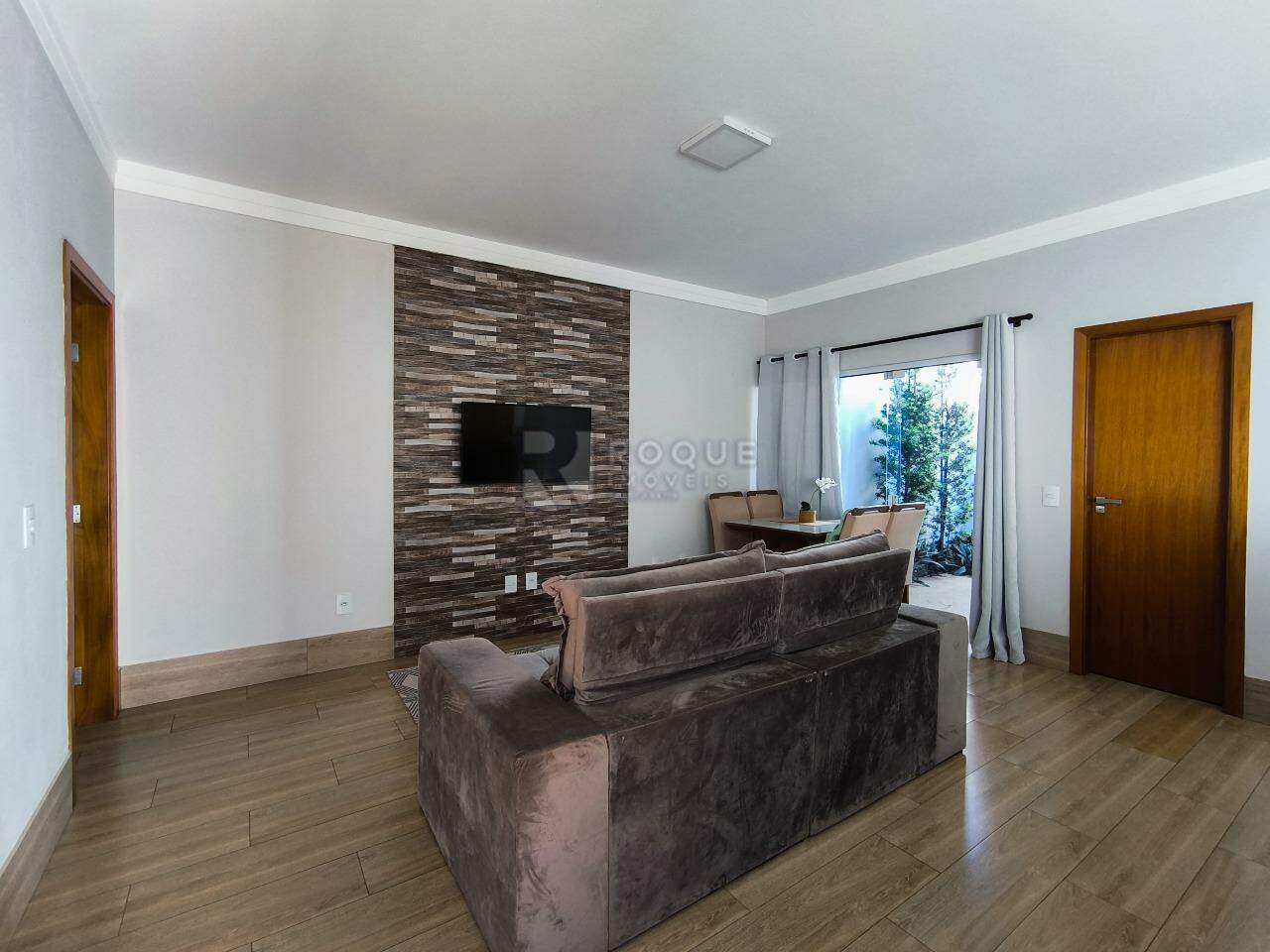 Casa Residencial à venda no bairro Residencial Colinas do Engenho I: SALA DE ESTAR