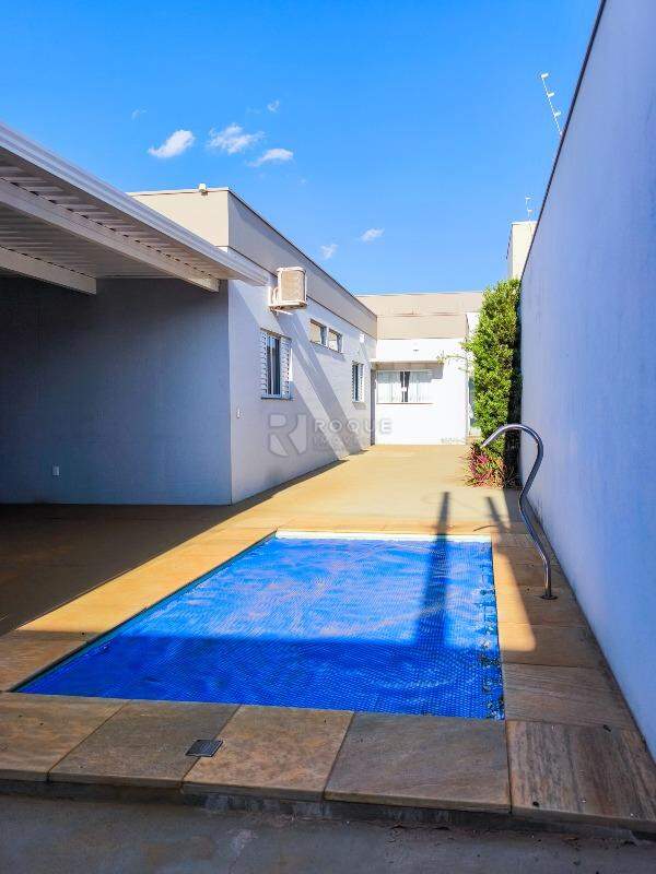 Casa Residencial à venda no bairro Residencial Colinas do Engenho I: PISCINA