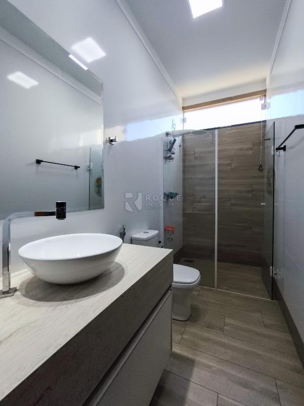 Casa Residencial à venda no bairro Residencial Colinas do Engenho I: WC SUÍTE