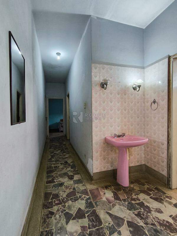 Casa Residencial à venda no bairro Vila Cristovam: LAVABO