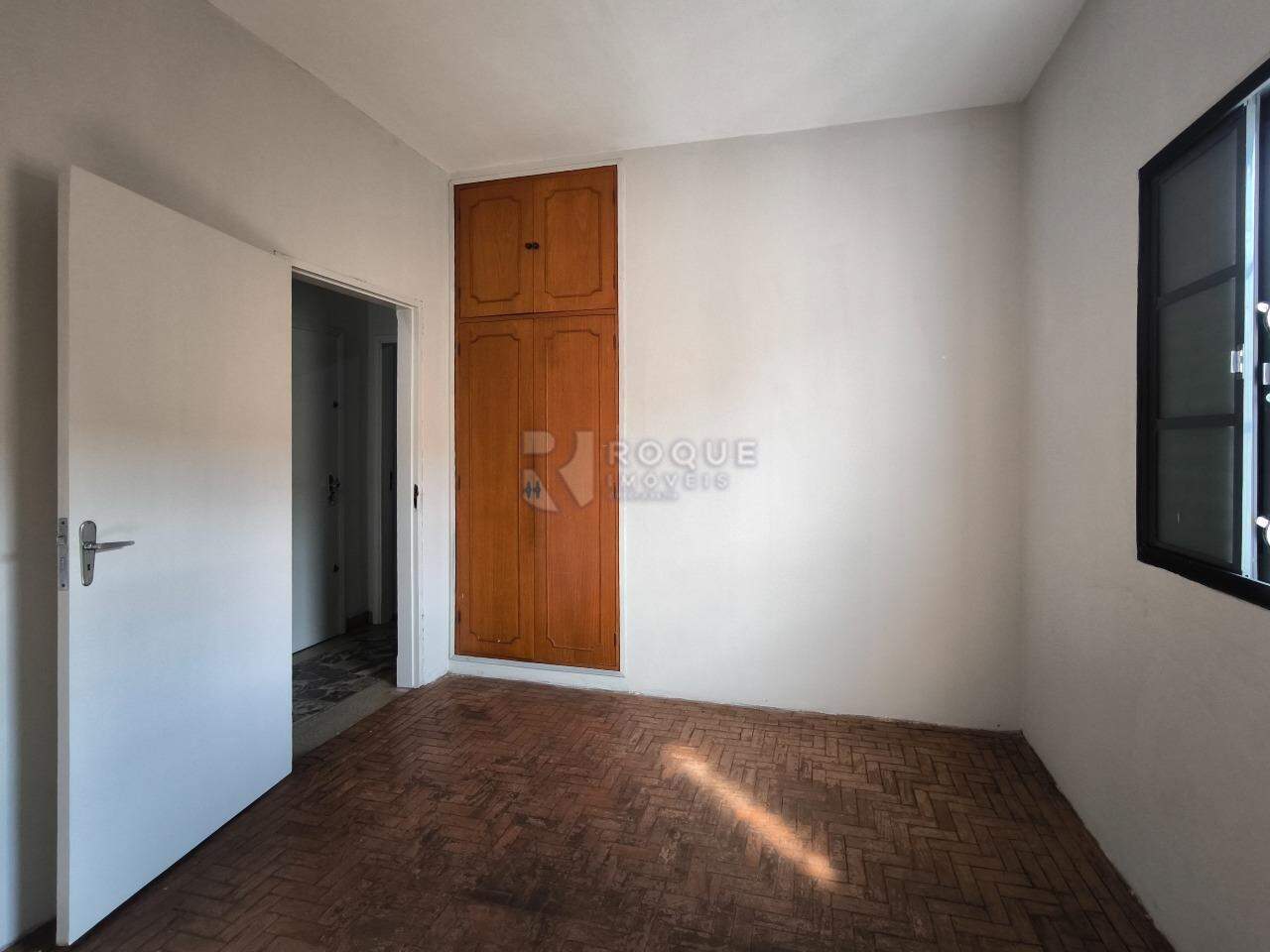 Casa Residencial à venda no bairro Vila Cristovam: DORMITÓRIO 3