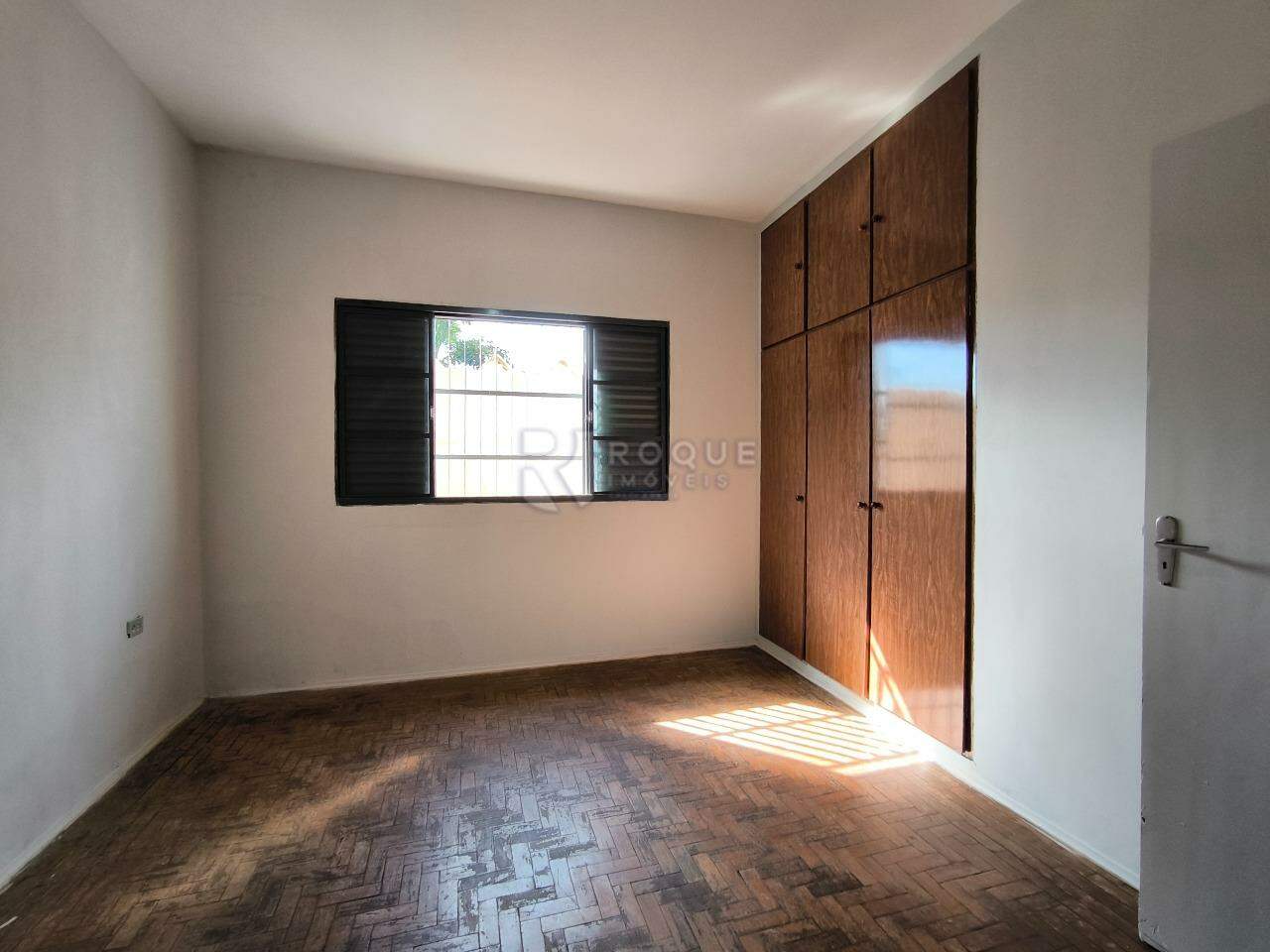 Casa Residencial à venda no bairro Vila Cristovam: DORMITÓRIO 1