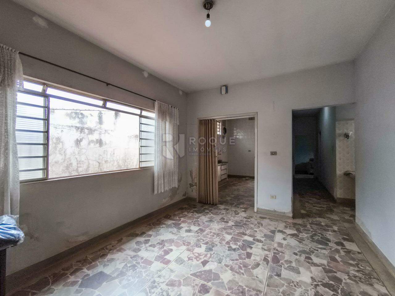 Casa Residencial à venda no bairro Vila Cristovam: SALA DE JANTAR