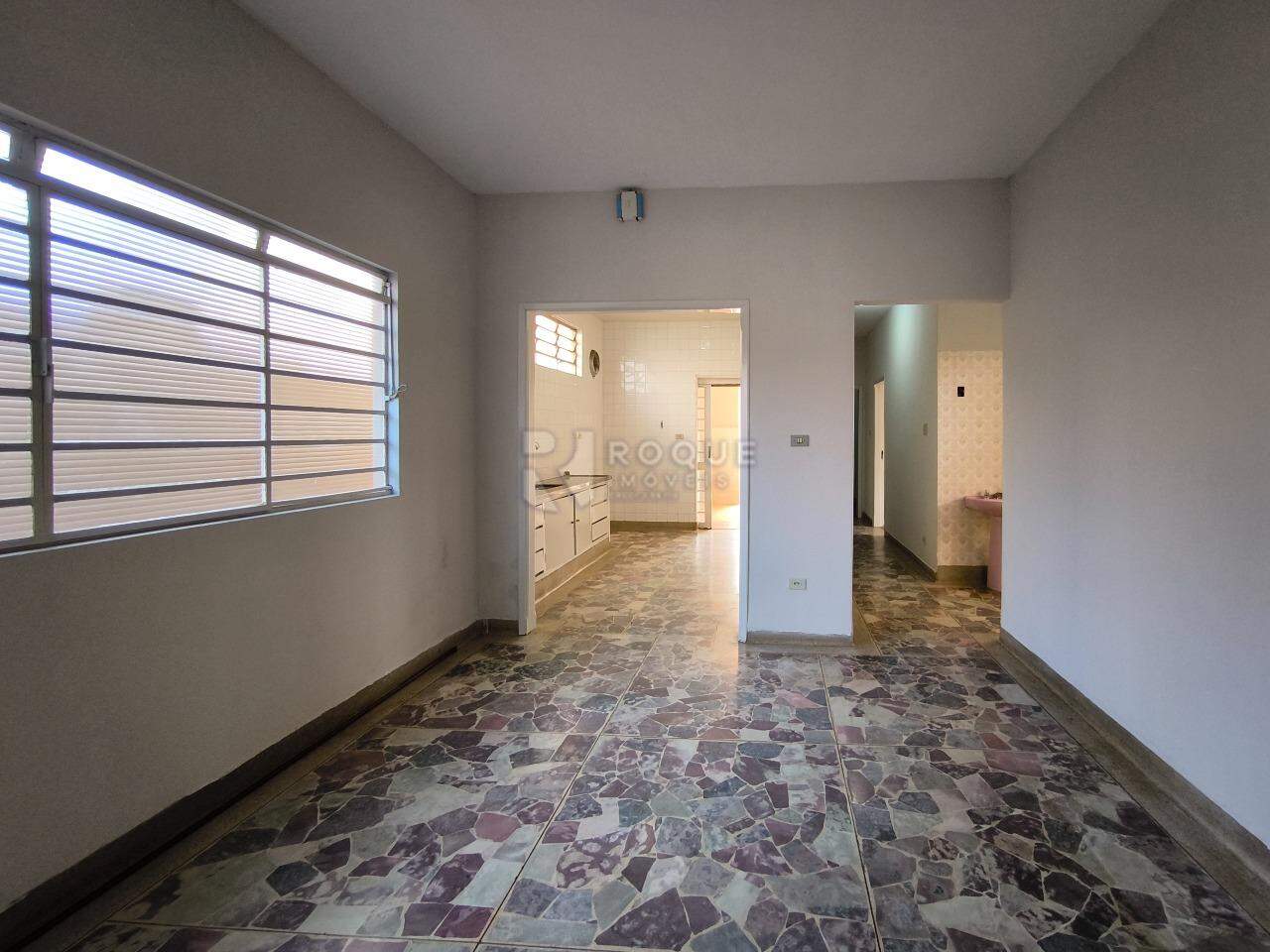 Casa Residencial à venda no bairro Vila Cristovam: SALA DE JANTAR