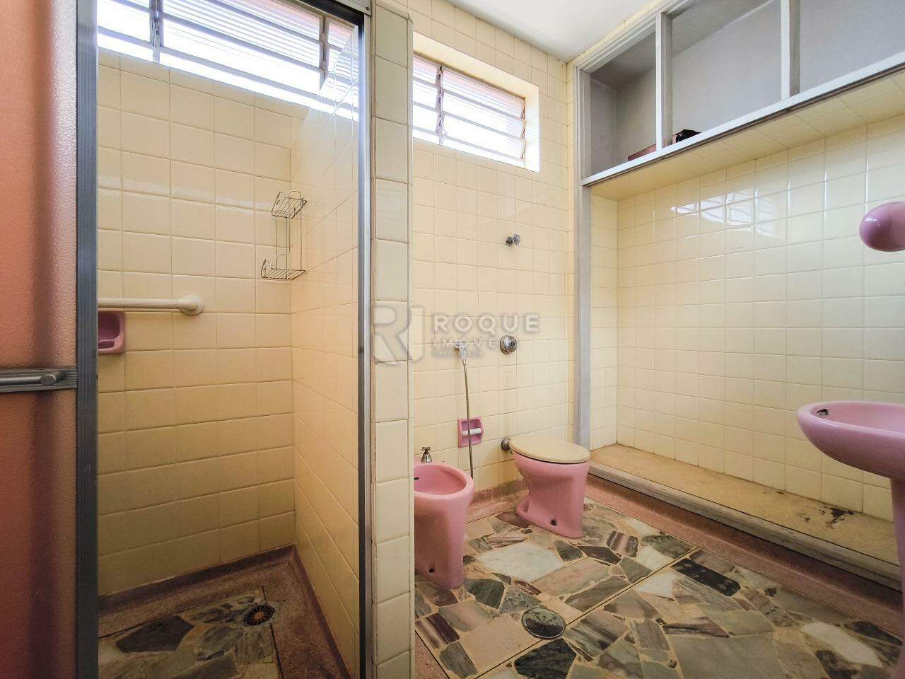 Casa Residencial à venda no bairro Vila Cristovam: BANHEIRO SOCIAL