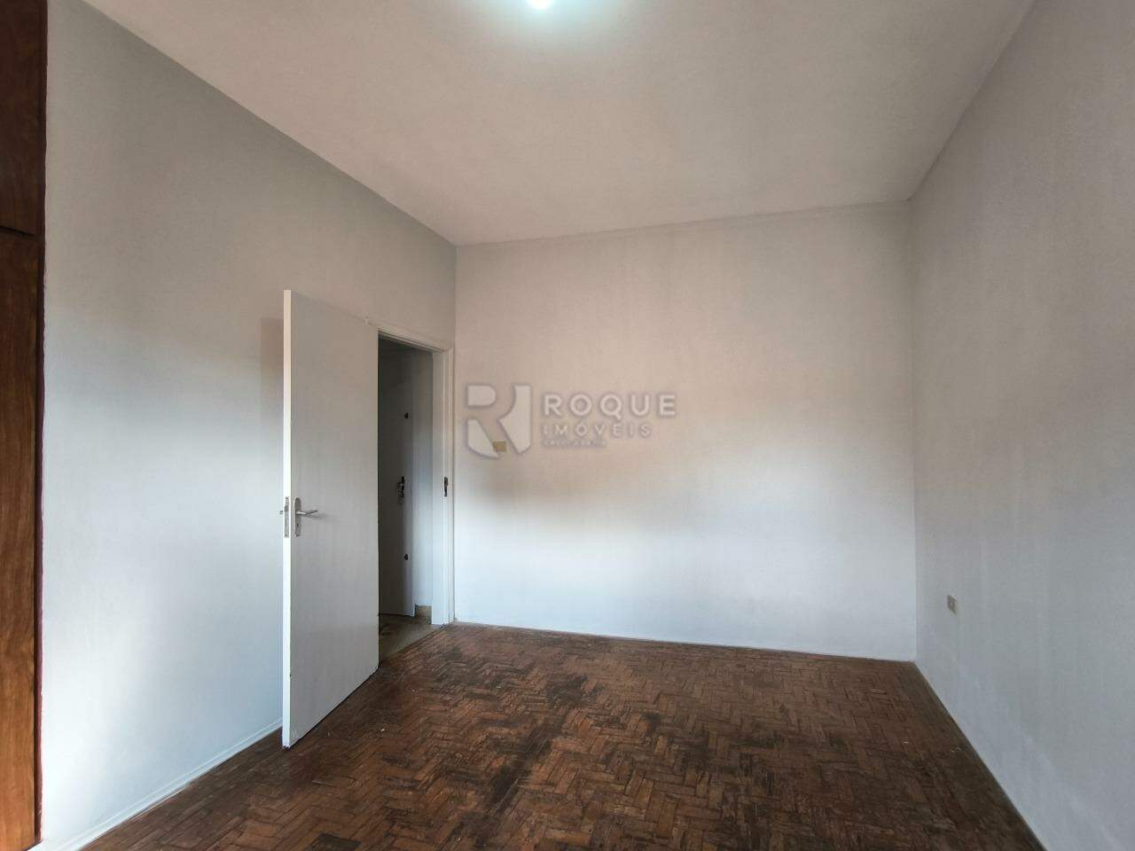 Casa Residencial à venda no bairro Vila Cristovam: DORMITÓRIO 1