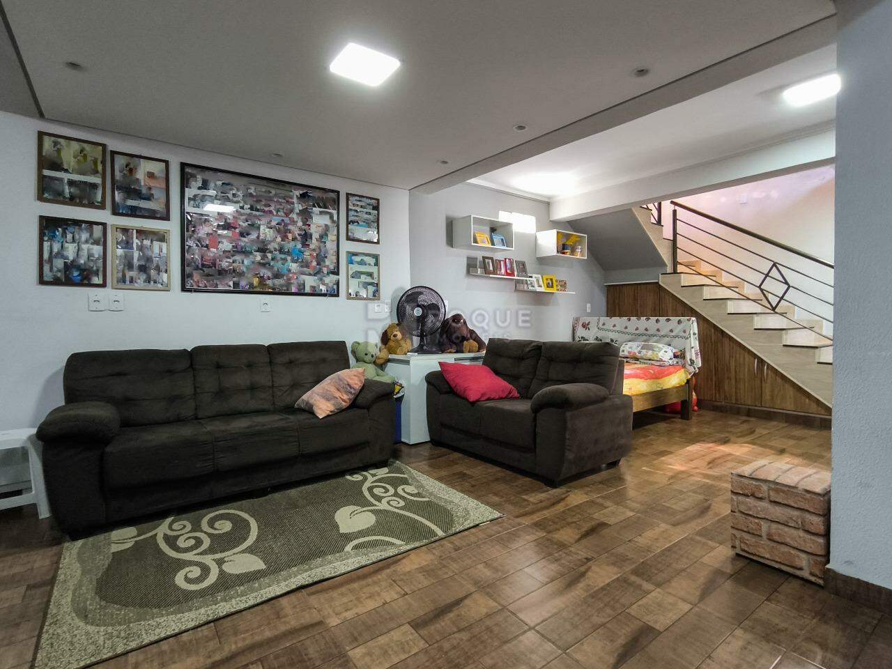 Casa Residencial à venda no bairro JARDIM IRACEMA: SALA DE ESTAR CASA 2