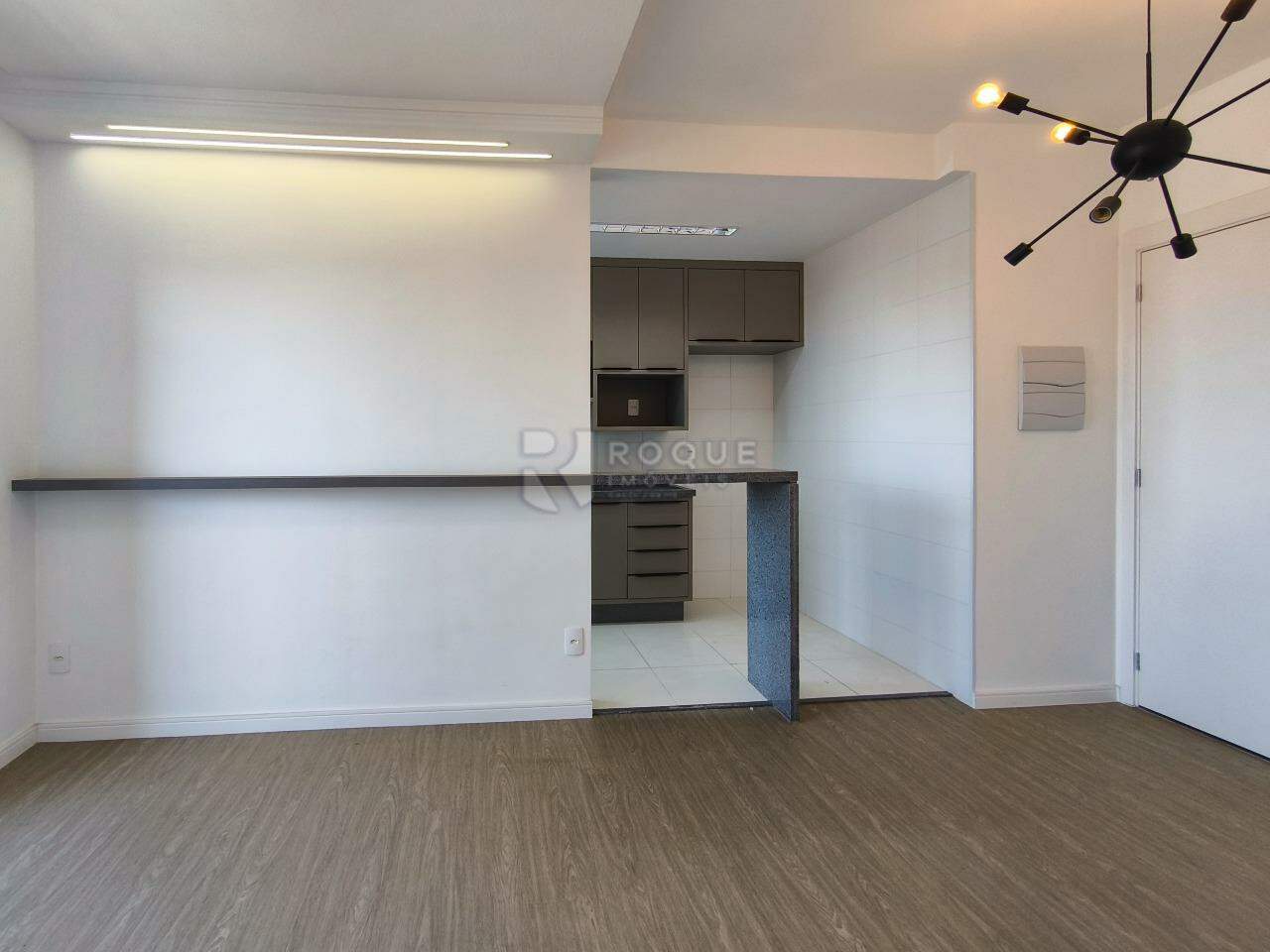 Apartamento à venda no bairro Jardim Senador Vergueiro: SALA DE ESTAR