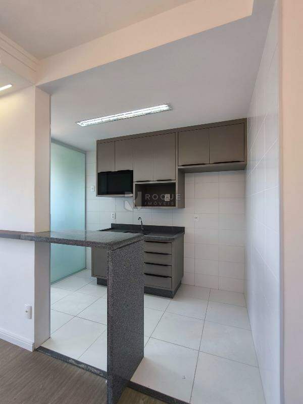 Apartamento à venda no bairro Jardim Senador Vergueiro: COZINHA