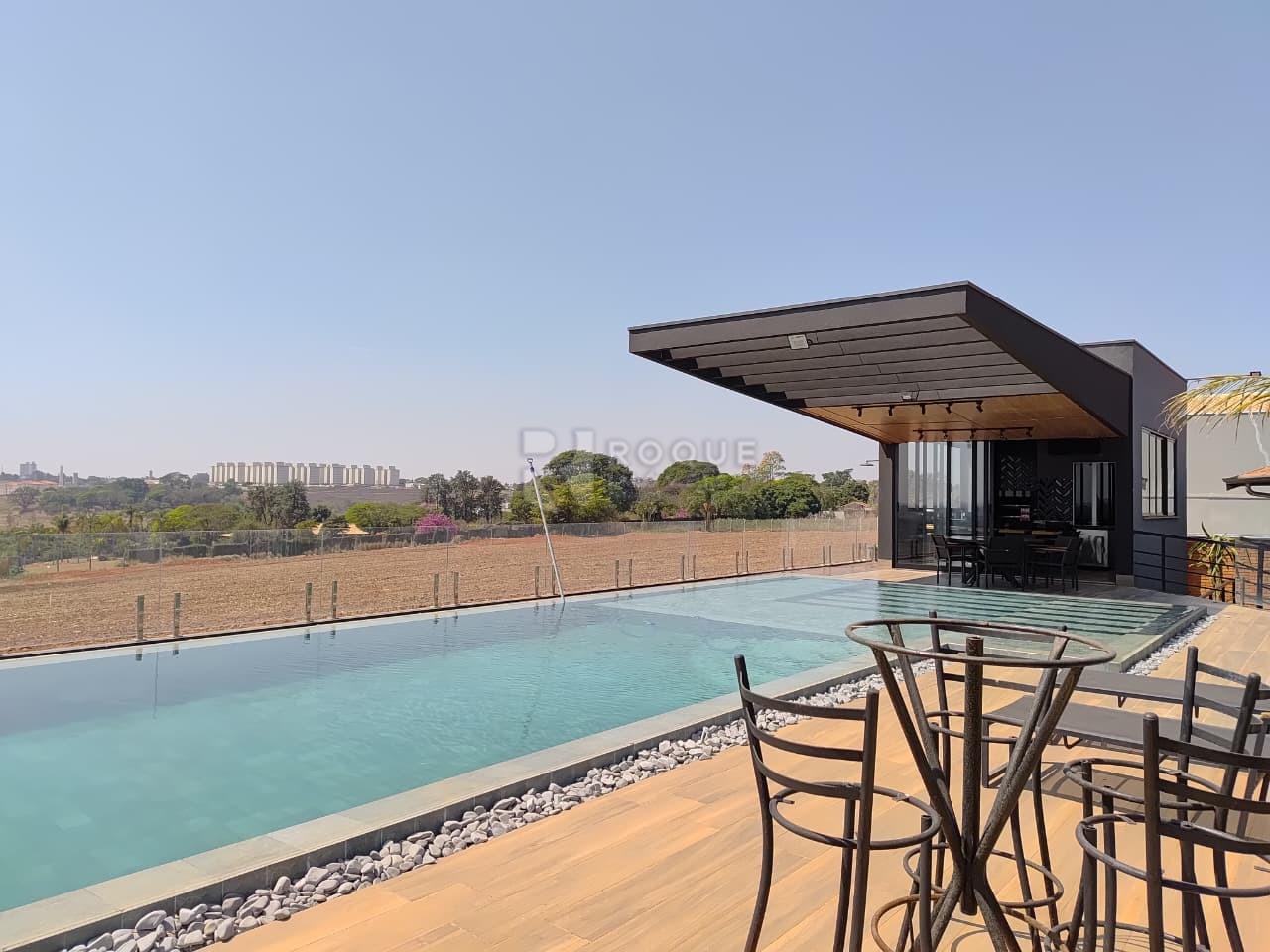 Chácara para aluguel no bairro Jardim do Lago: Piscina 