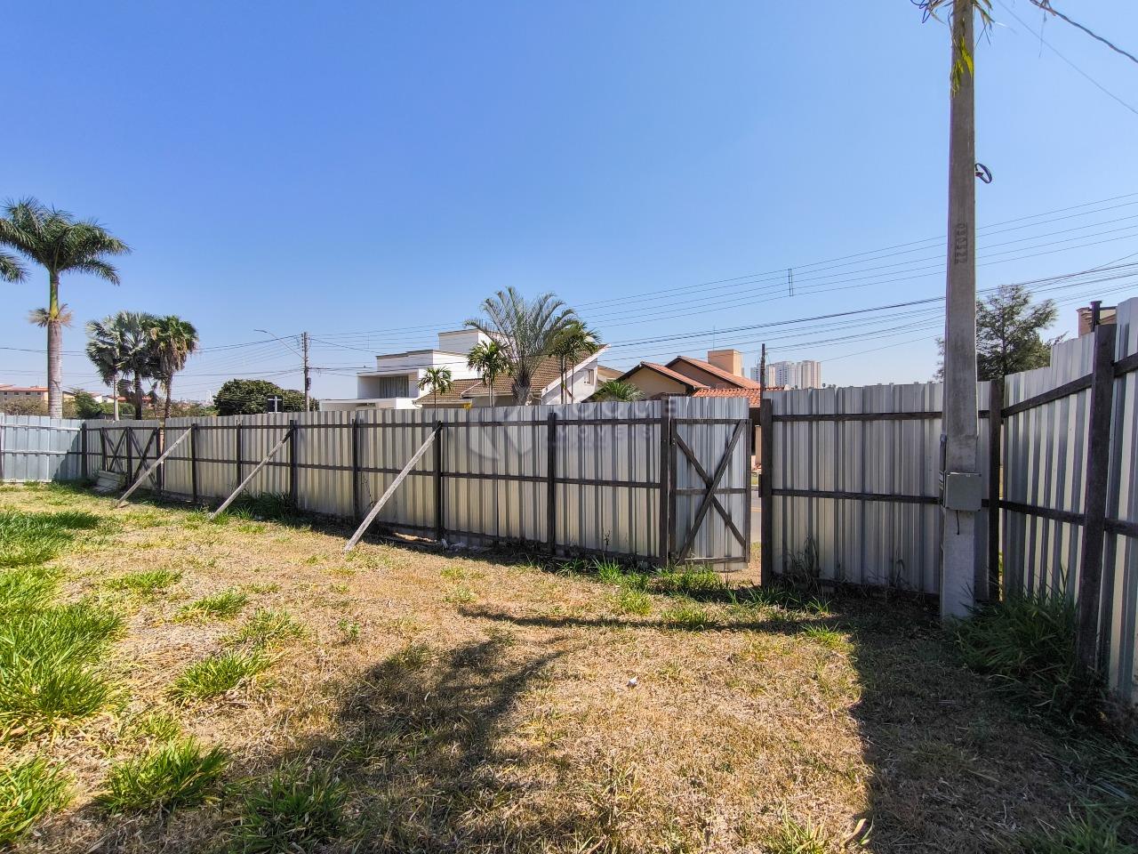 Terreno em condomínio à venda no bairro Jardim Colinas de São João: 