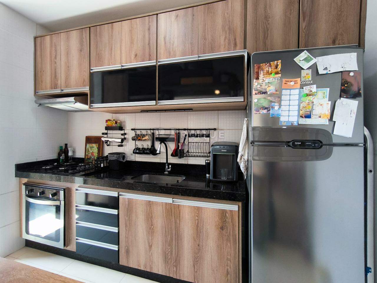 Apartamento à venda no bairro Chácaras Antonieta: COZINHA