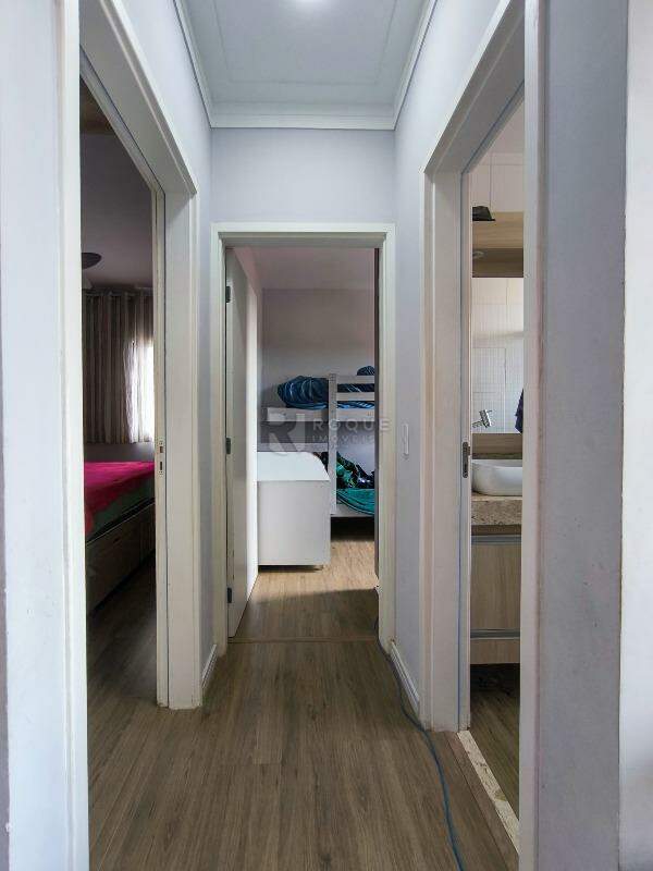 Apartamento à venda no bairro Chácaras Antonieta: ÁREA DE CIRCULAÇÃO