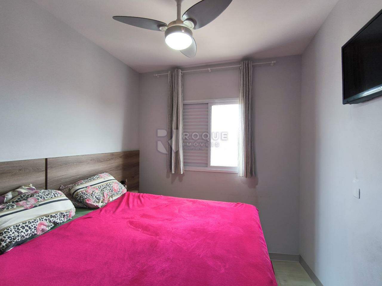 Apartamento à venda no bairro Chácaras Antonieta: DORMITÓRIO 1