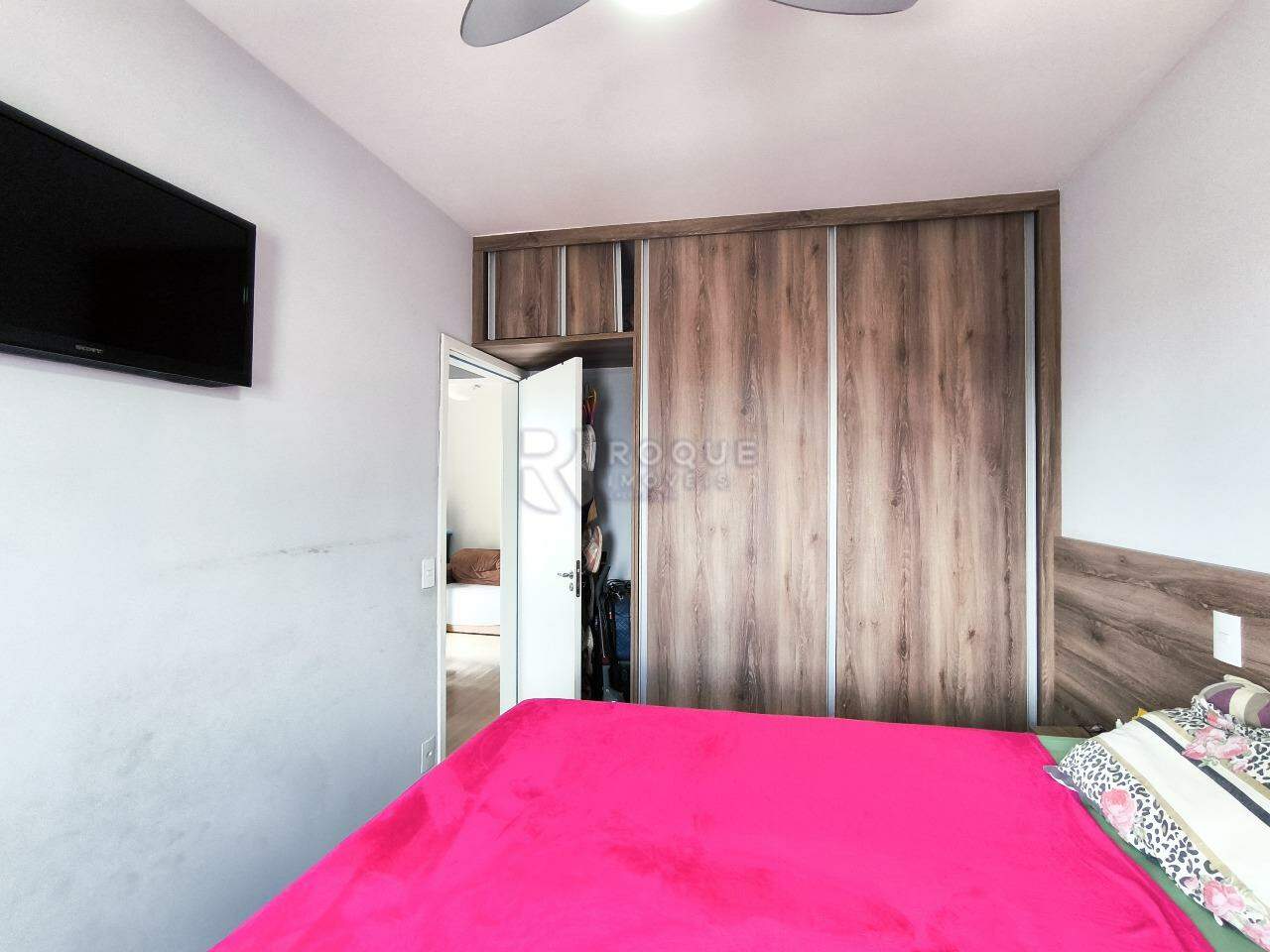 Apartamento à venda no bairro Chácaras Antonieta: DORMITÓRIO 1