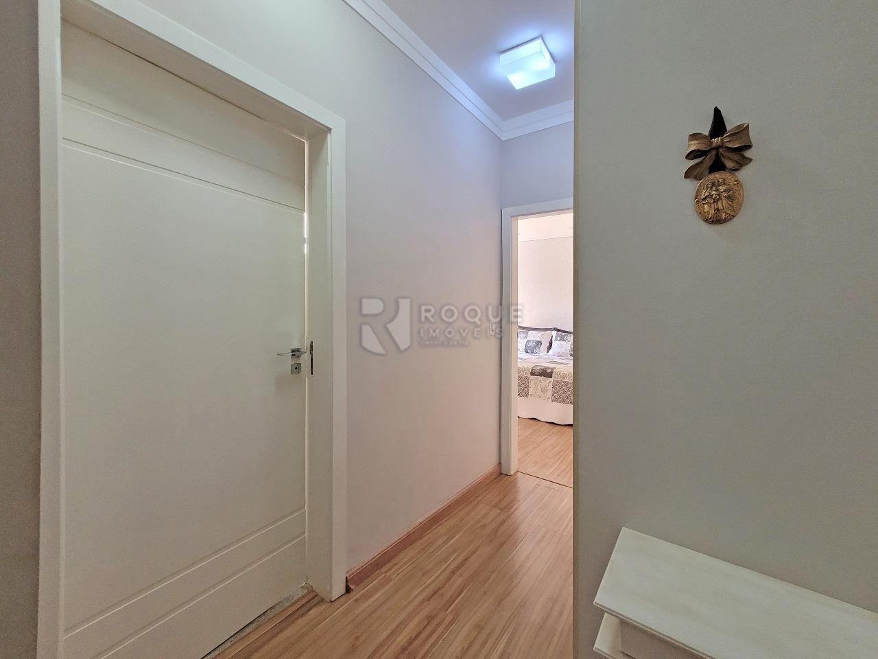 Casa em condomínio à venda no bairro Parque Residencial Roland: CORREDOR INTERNO