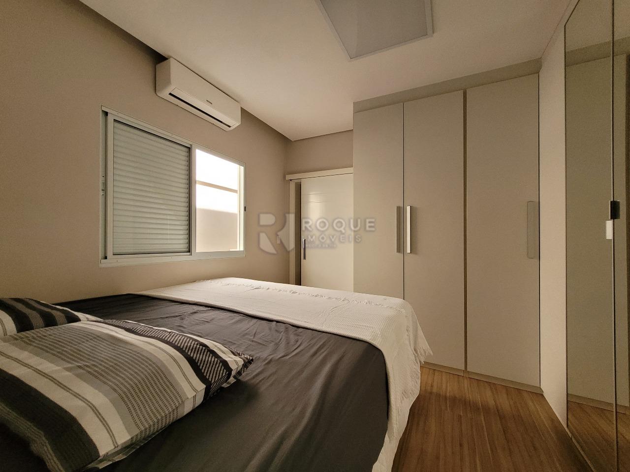 Casa em condomínio à venda no bairro Parque Residencial Roland: SUÍTE 1