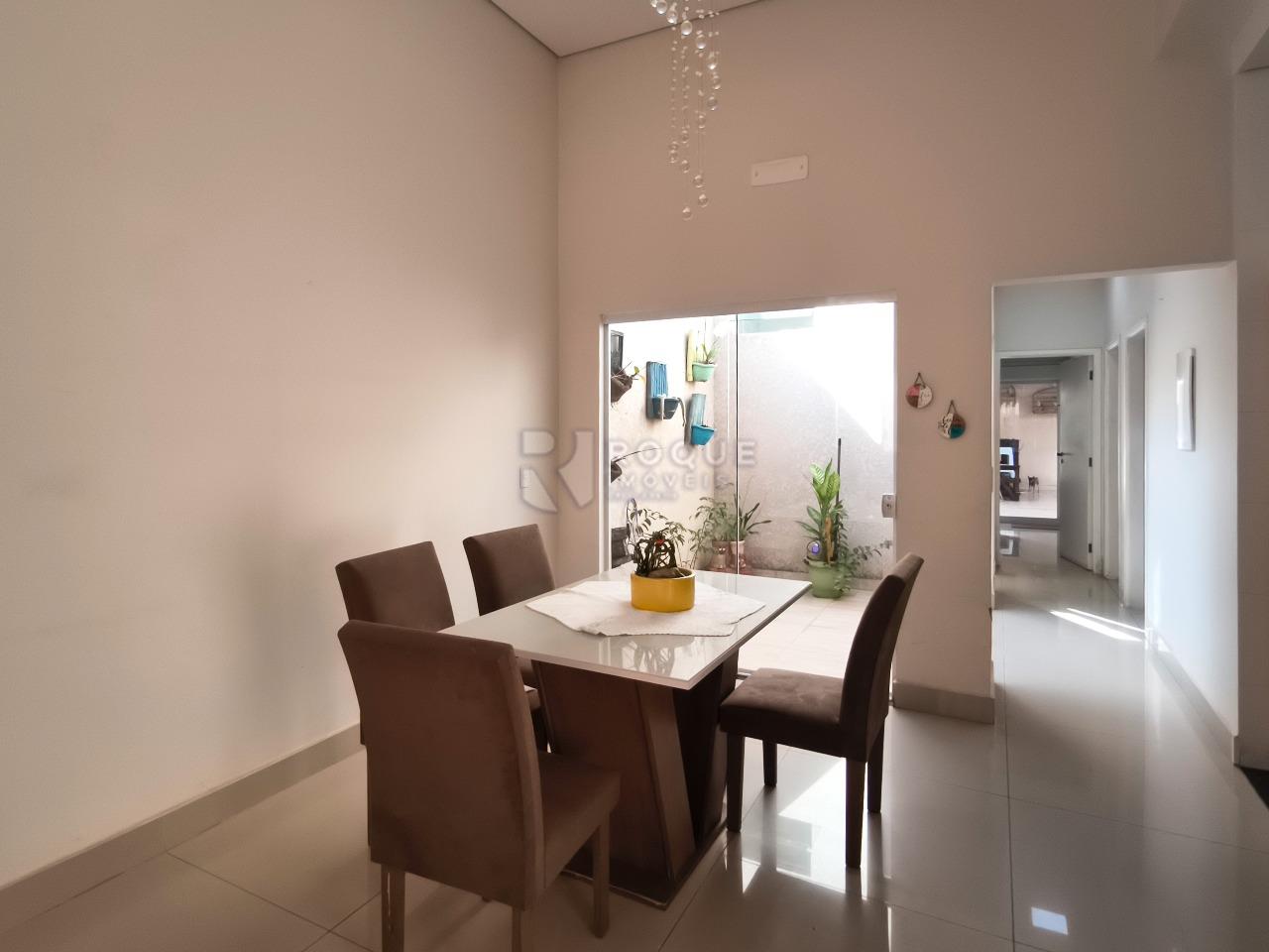 Casa Residencial à venda no bairro Jardim Campo Verde I: SALA DE JANTAR