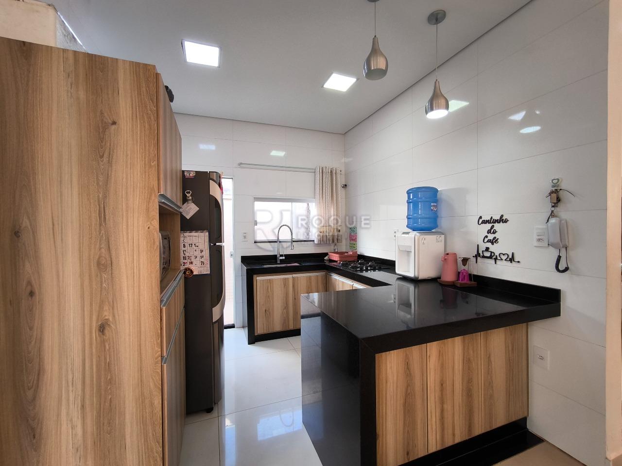 Casa Residencial à venda no bairro Jardim Campo Verde I: COZINHA