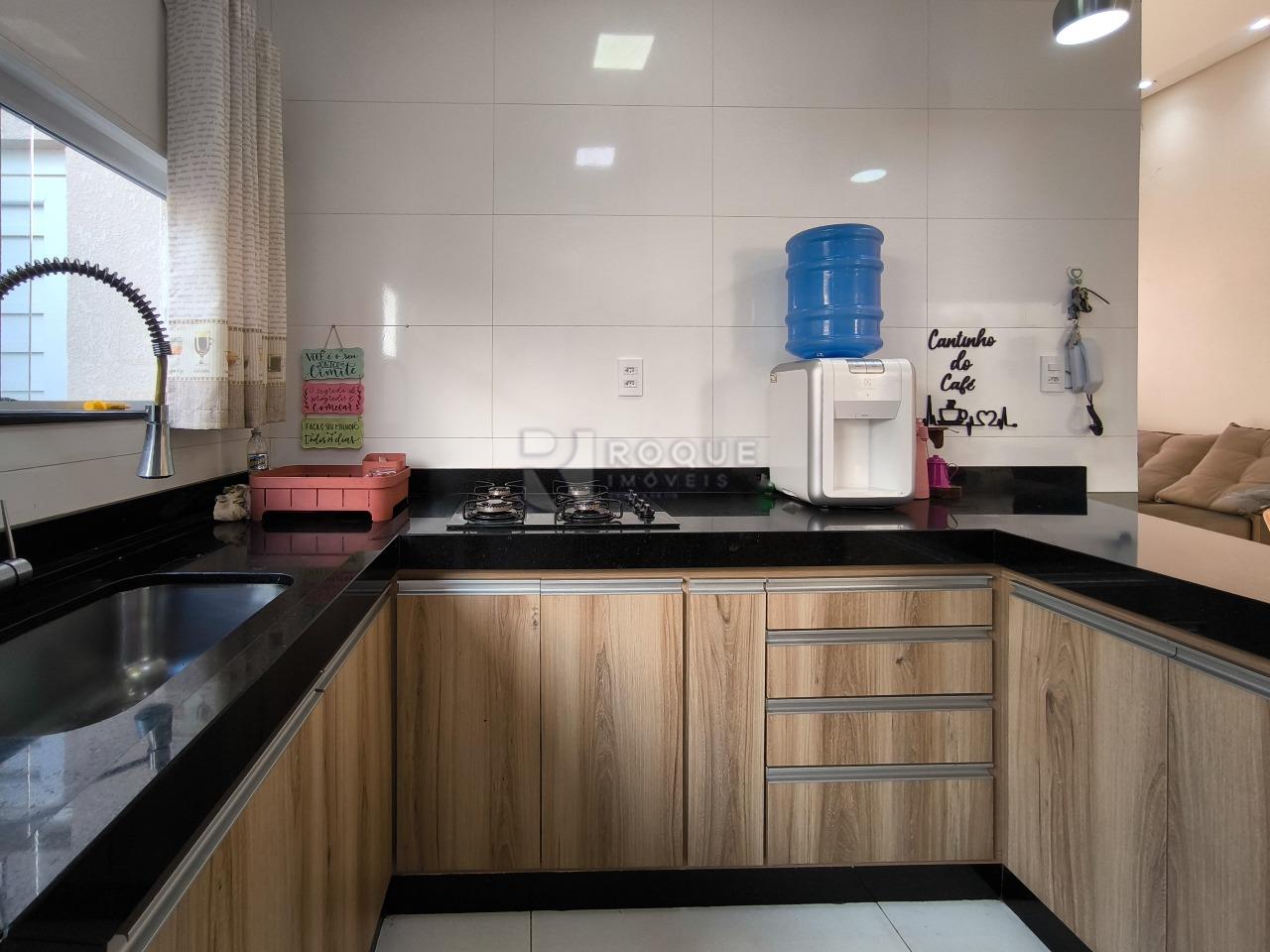 Casa Residencial à venda no bairro Jardim Campo Verde I: COZINHA