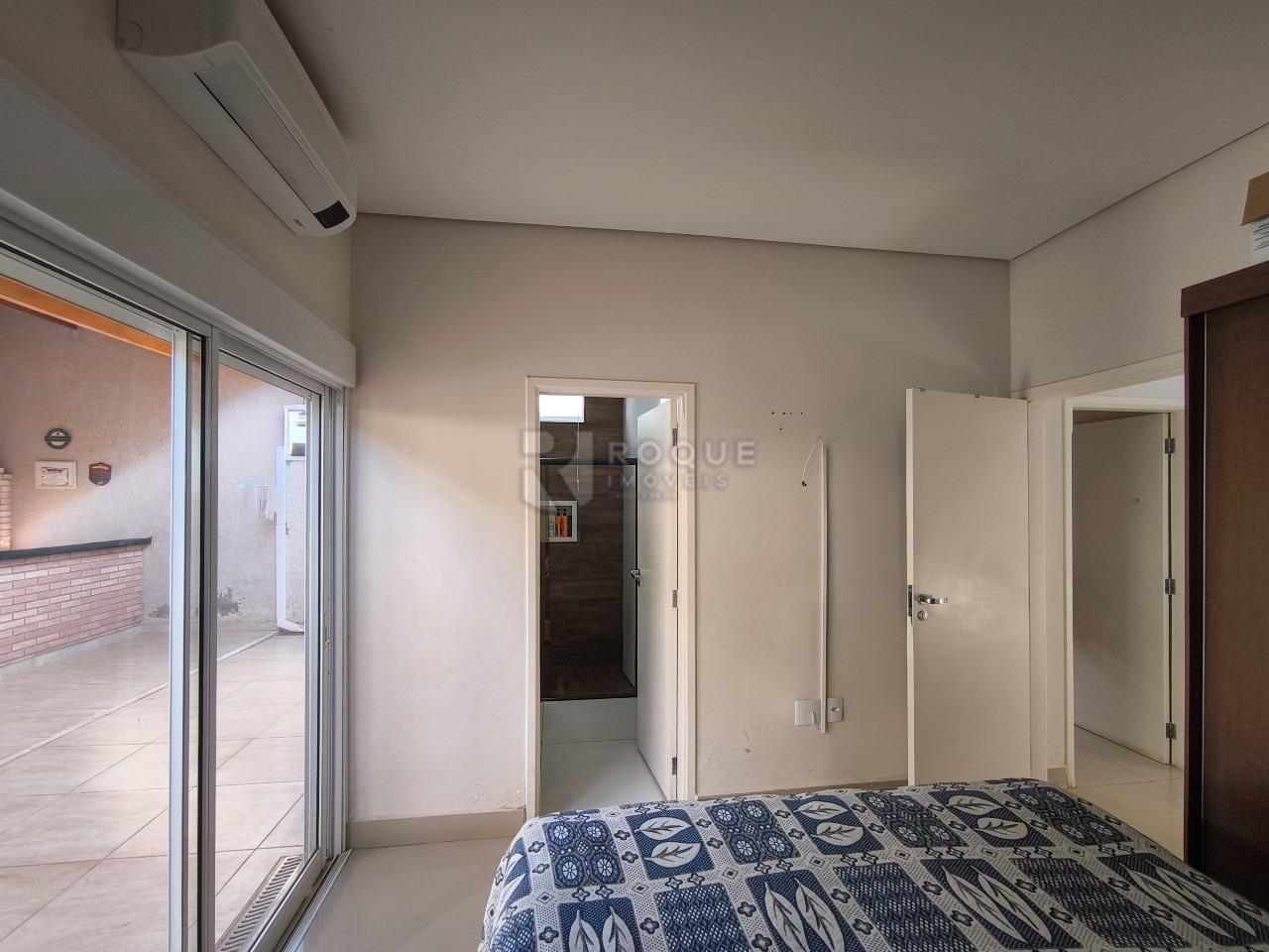 Casa Residencial à venda no bairro Jardim Campo Verde I: SUÍTE