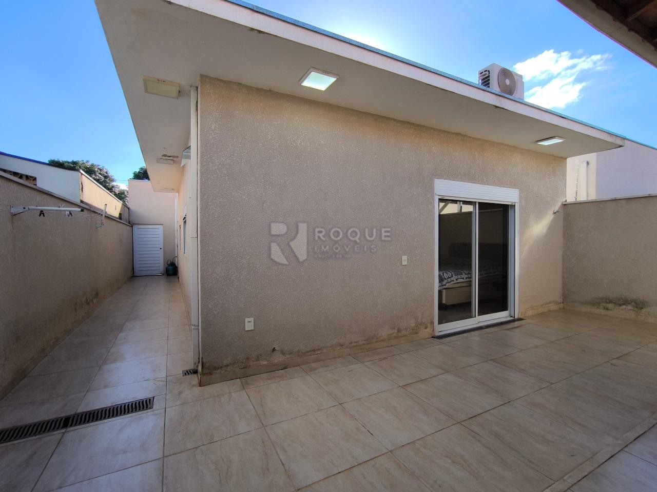 Casa Residencial à venda no bairro Jardim Campo Verde I: FUNDOS