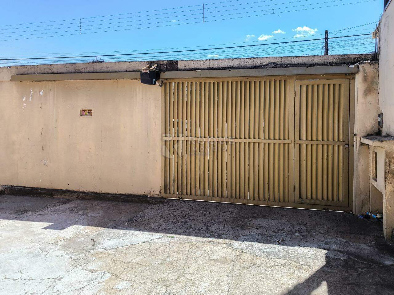 Casa Residencial à venda no bairro Jardim Vista Alegre: PORTÃO ELETRÔNICO