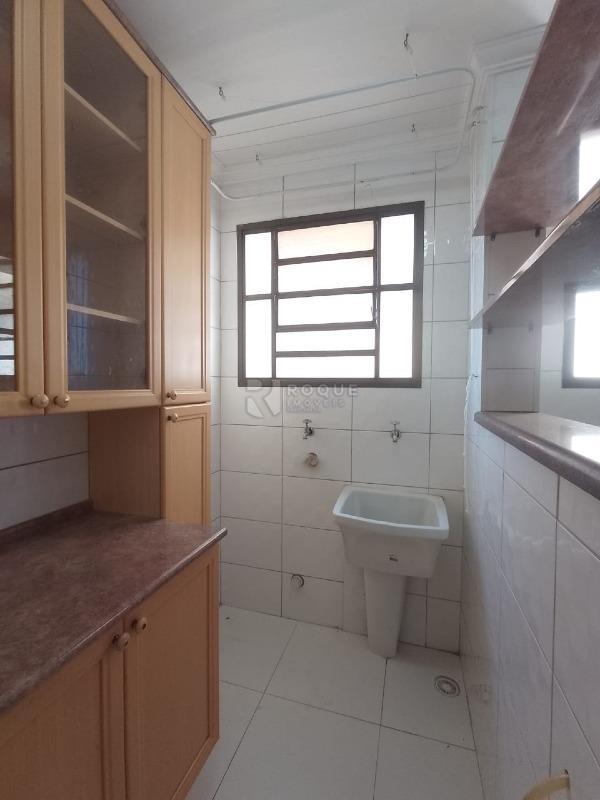 Apartamento à venda no bairro Jardim Ipiranga: Área de serviço
