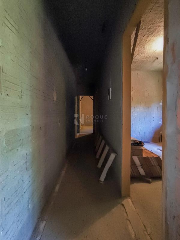 Chácara à venda no bairro Pires de Cima: CORREDOR INTERNO