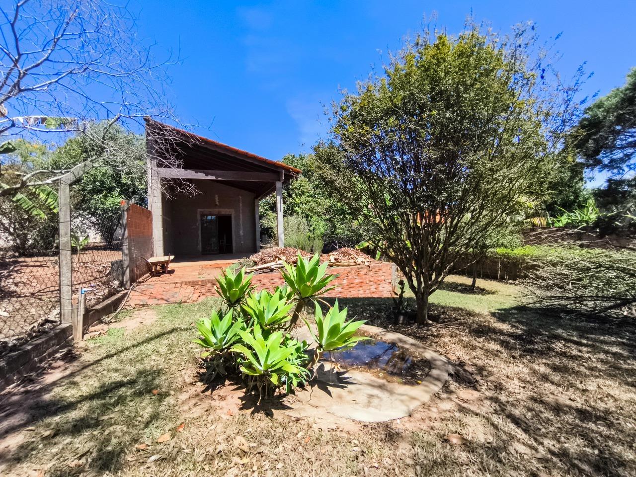 Chácara à venda no bairro Pires de Cima: JARDIM