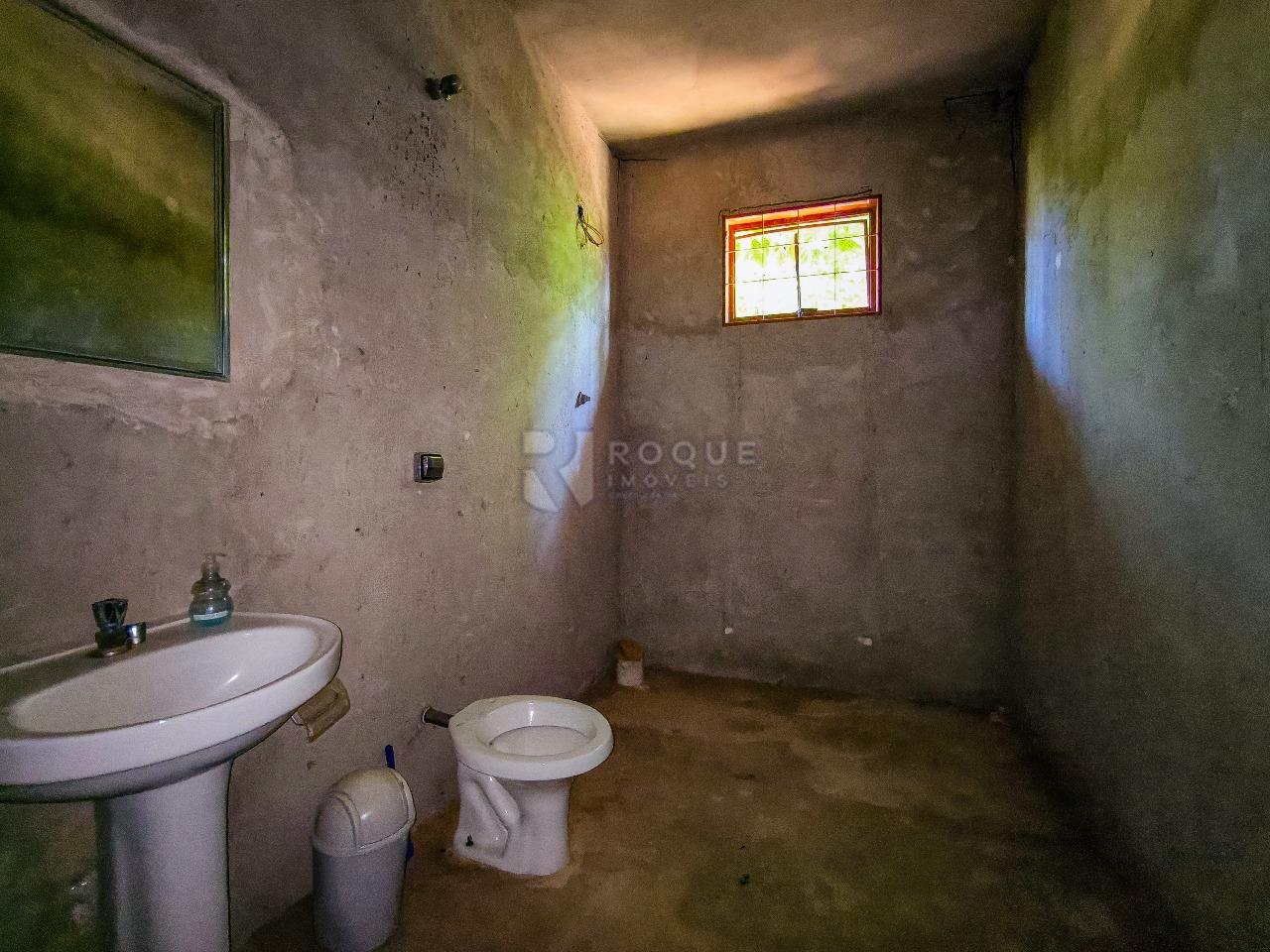 Chácara à venda no bairro Pires de Cima: BANHEIRO SOCIAL