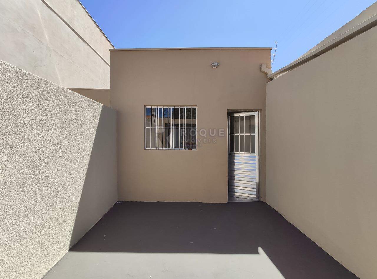 Casa Residencial para aluguel no bairro Jardim Residencial Guimarães: Garagem 