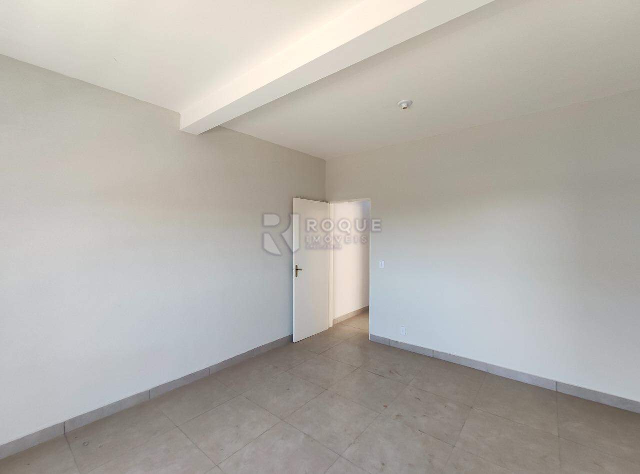 Casa Residencial para aluguel no bairro Jardim Residencial Guimarães: Dormitório 2 suíte 