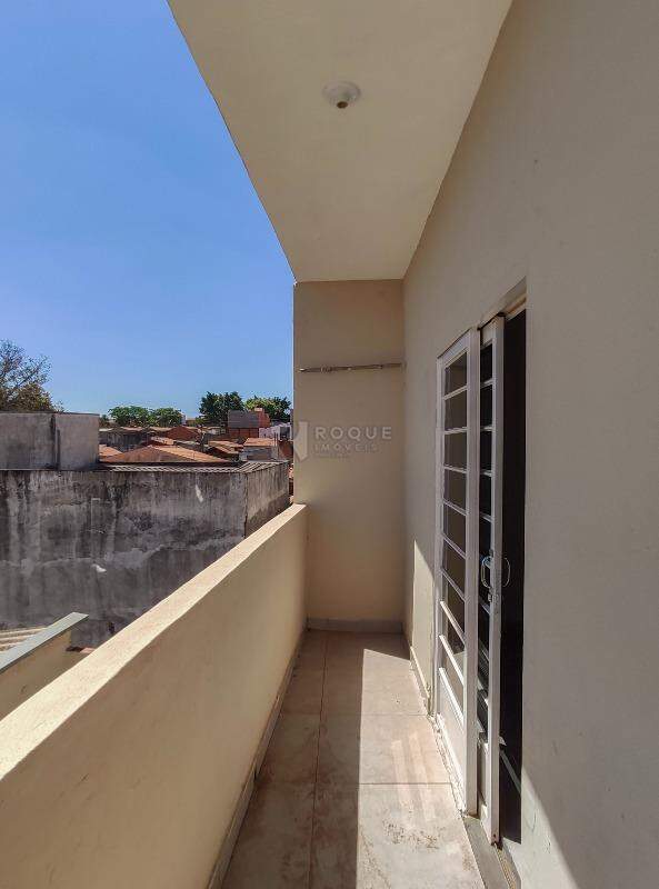 Casa Residencial para aluguel no bairro Jardim Residencial Guimarães: Sacada 