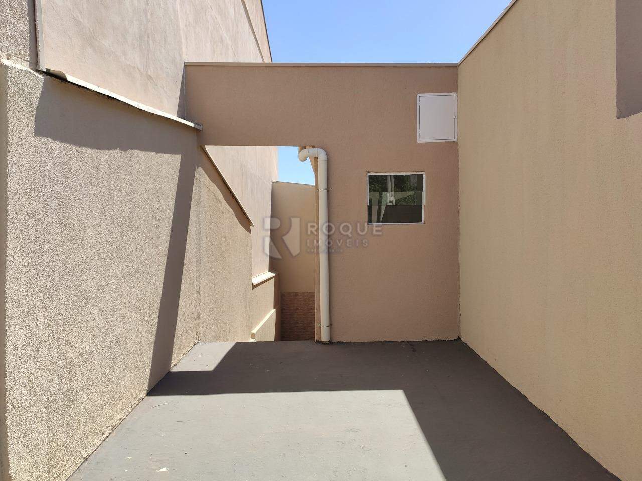 Casa Residencial para aluguel no bairro Jardim Residencial Guimarães: Garagem 