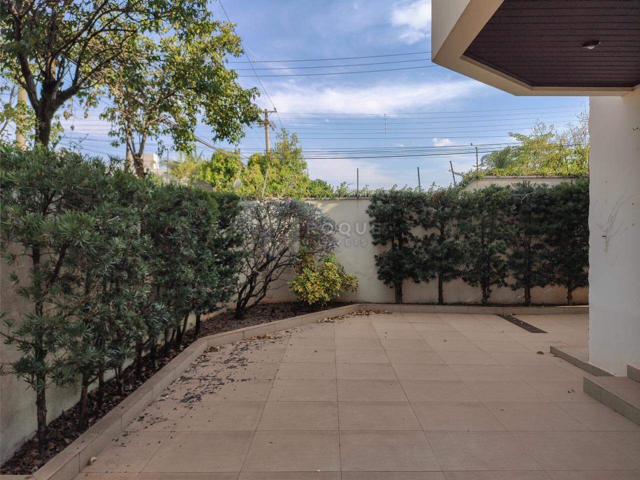 Casa Residencial para aluguel no bairro Vila Cristovam: Fundo 