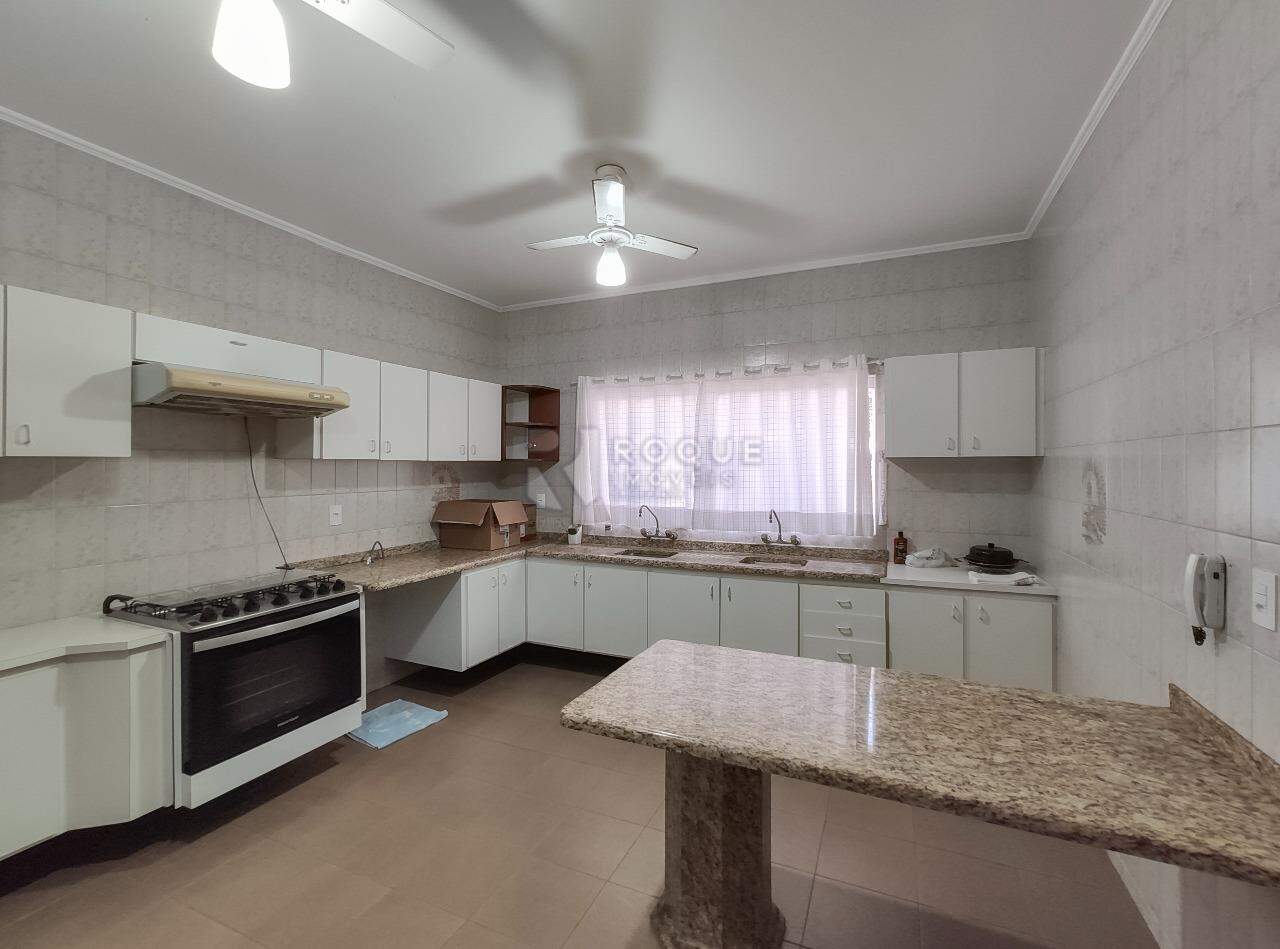 Casa Residencial para aluguel no bairro Vila Cristovam: Cozinha 