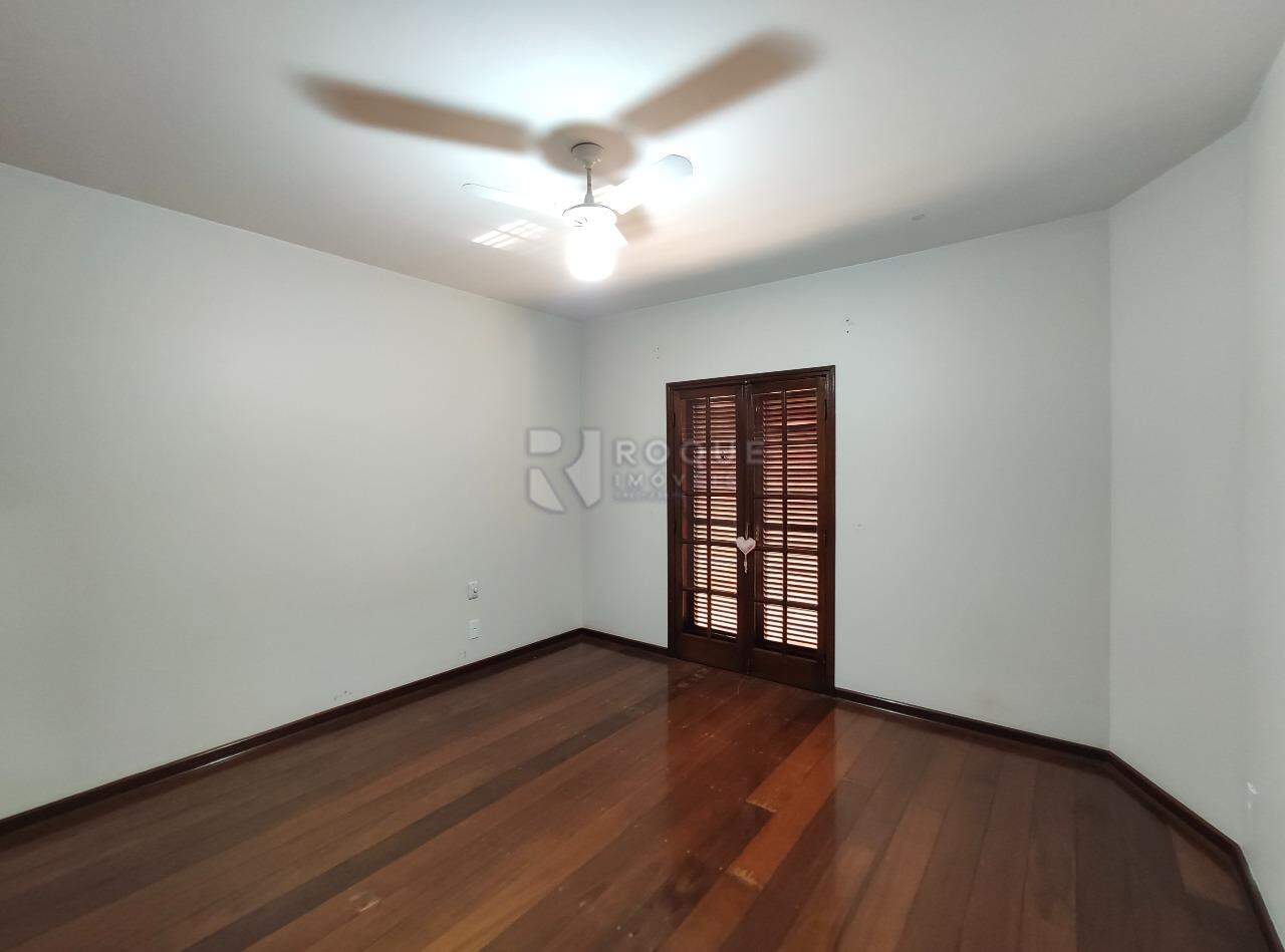 Casa Residencial para aluguel no bairro Vila Cristovam: Dormitório 4 segundo andar 