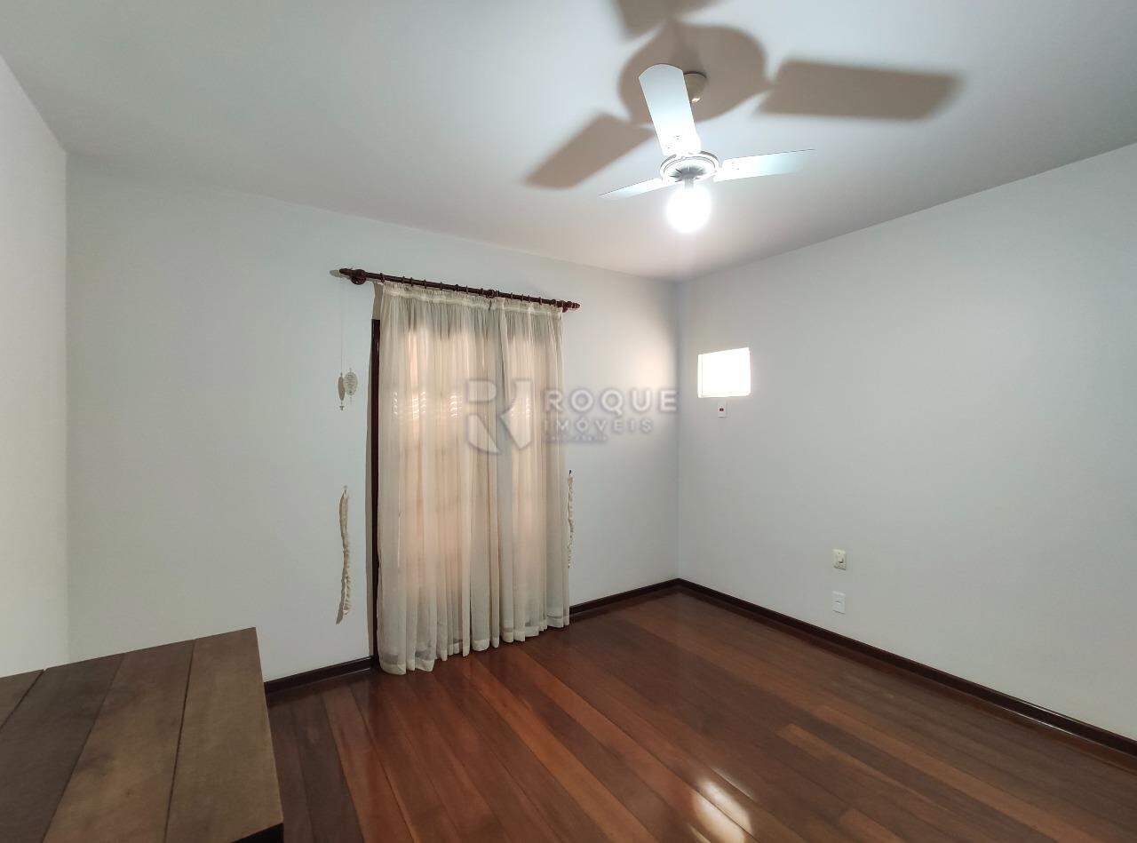 Casa Residencial para aluguel no bairro Vila Cristovam: Dormitório 2 segundo andar 