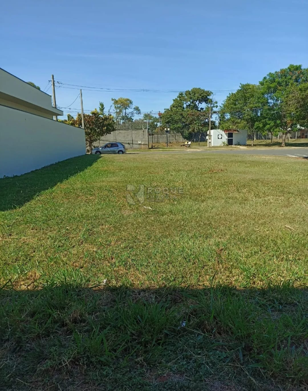 Terreno em condomínio à venda no bairro Residencial Margarida de Holstein: 