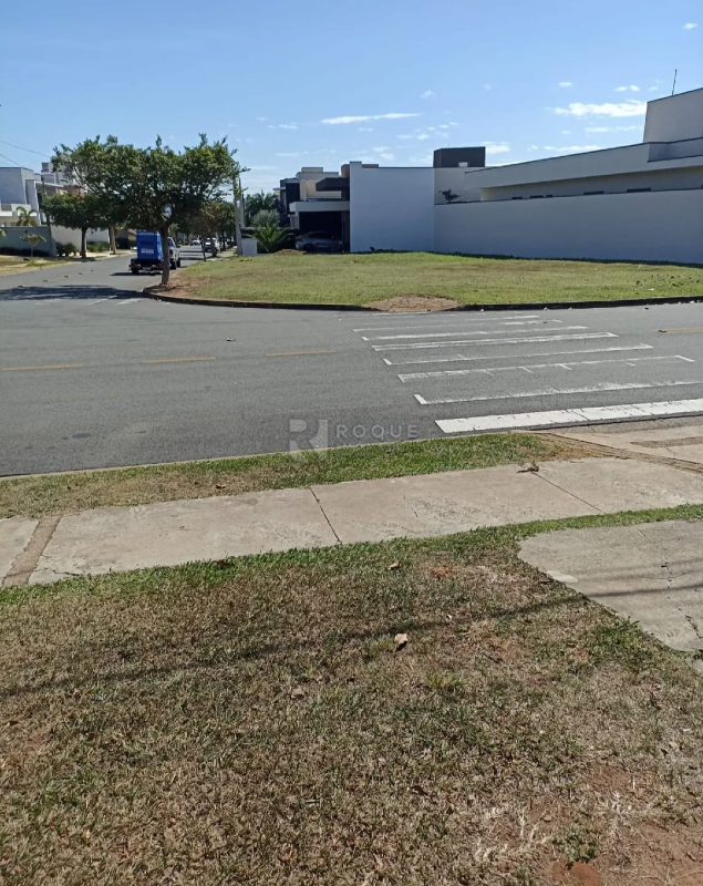 Terreno em condomínio à venda no bairro Residencial Margarida de Holstein: 