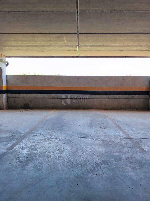 Apartamento à venda no bairro Graminha: VAGA DE GARAGEM