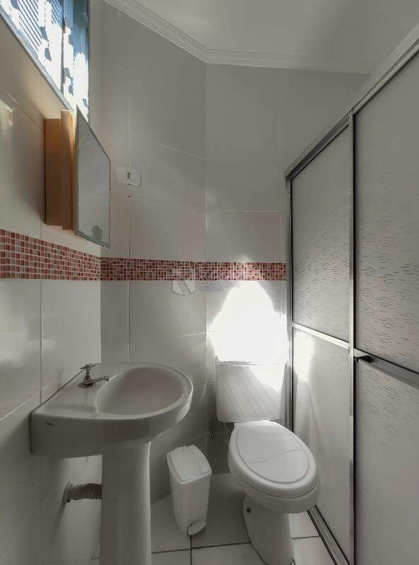 Casa Residencial à venda no bairro Parque Residencial Abílio Pedro: WC suíte
