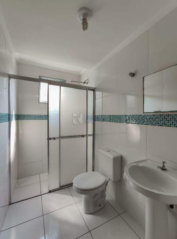 Casa Residencial à venda no bairro Parque Residencial Abílio Pedro: WC social